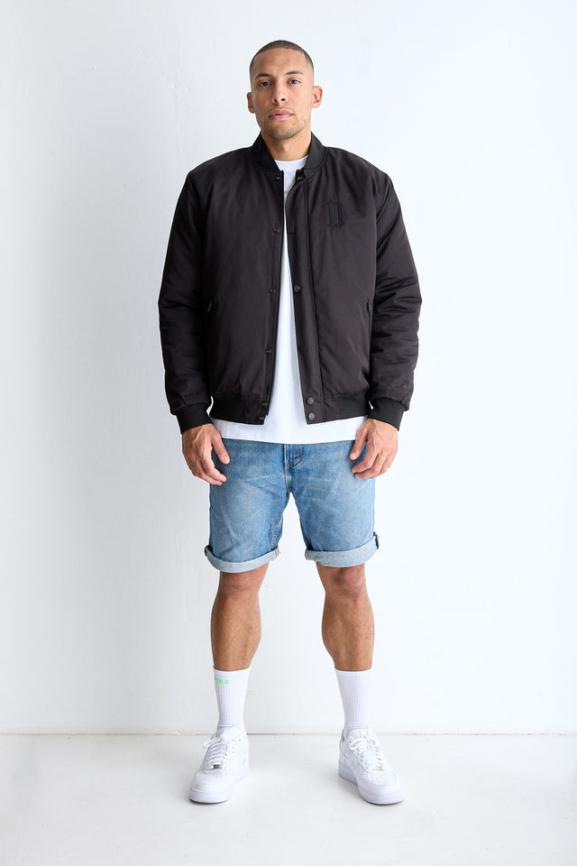 THE BOMBER JACKET