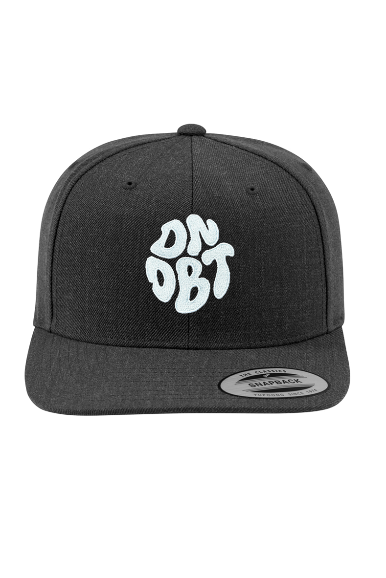 THE SNAPBACK CAP