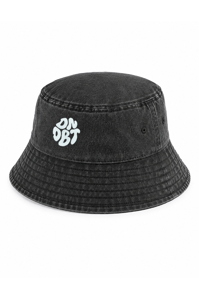 THE BUCKET HAT