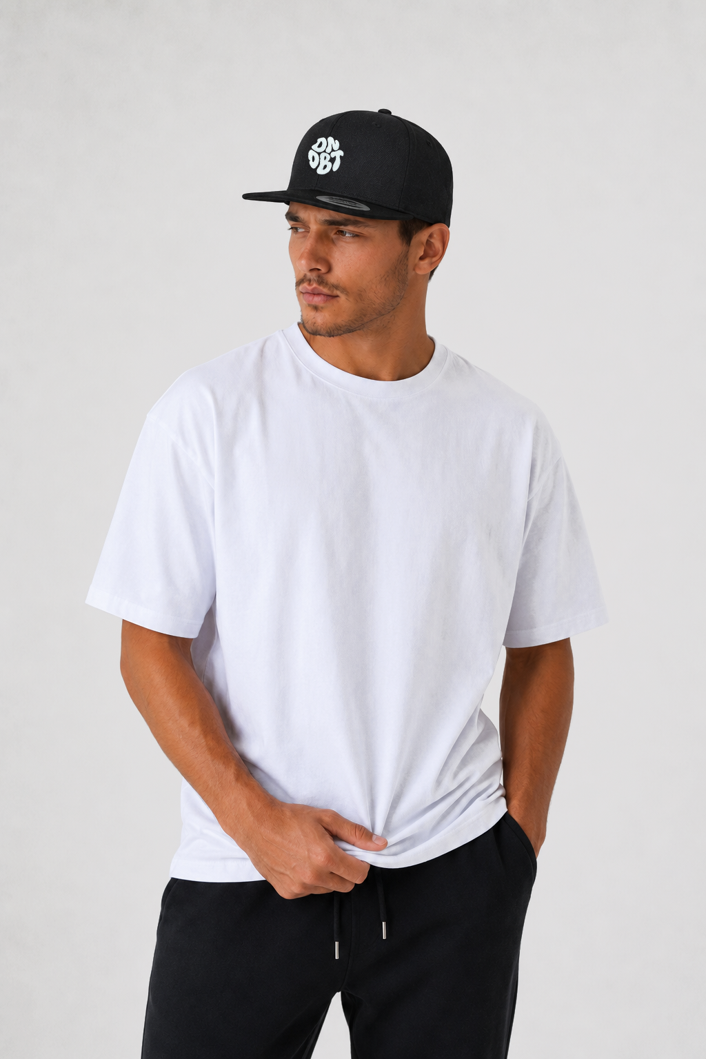 THE SNAPBACK CAP