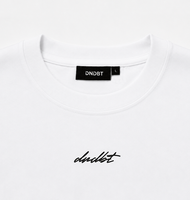 THE SHAPED SHIRT